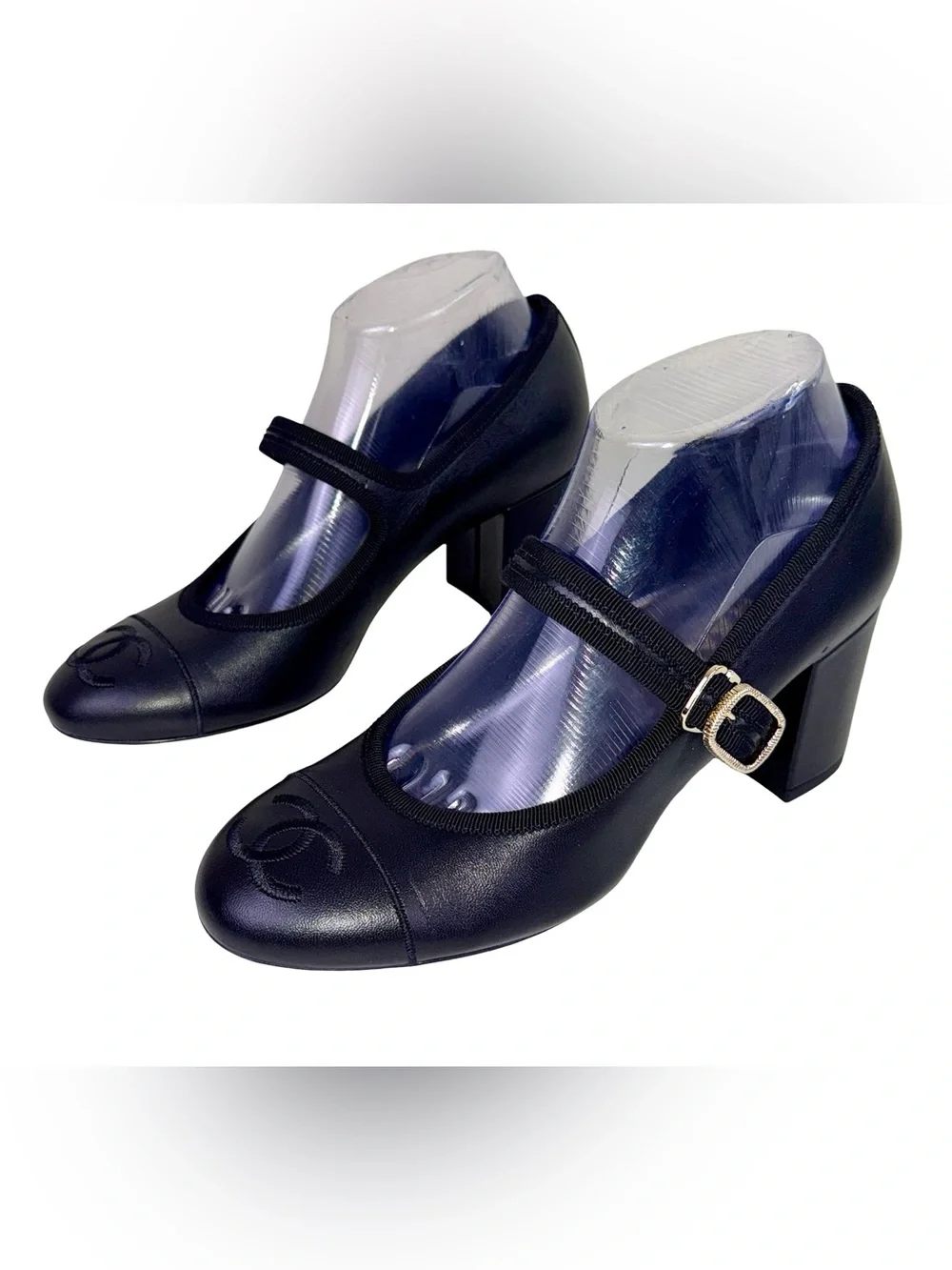 CHANEL MARY JANE PUMPS IN BLACK LAMBSKIN LEATHER
